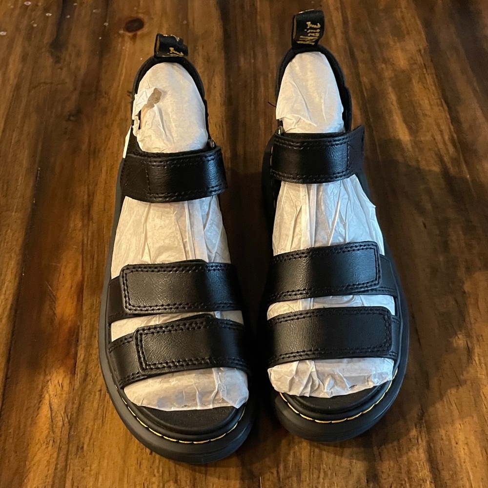 NEW Dr. Martens Girls Black Leather Klaire Sandals - Picture 5 of 5